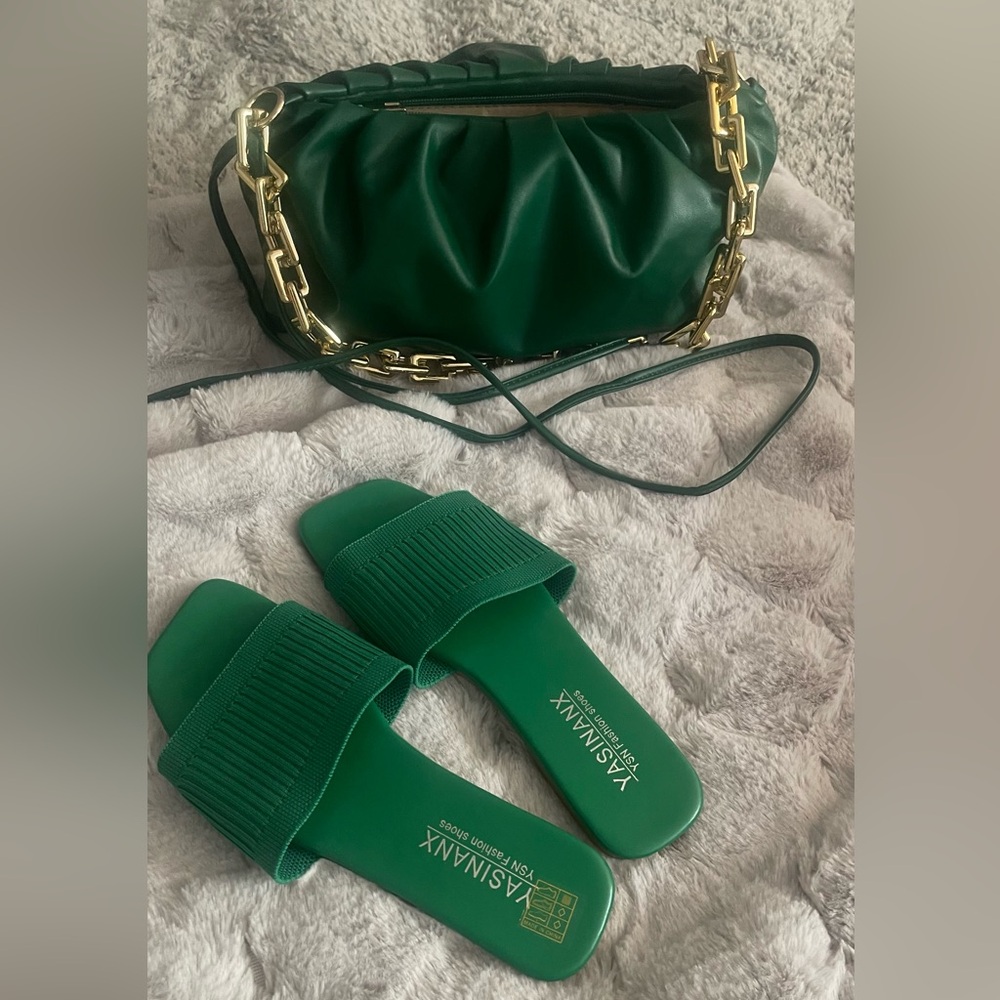 NEW SET- Green Shoulder Bag with Sandals! - Picture 3 of 3